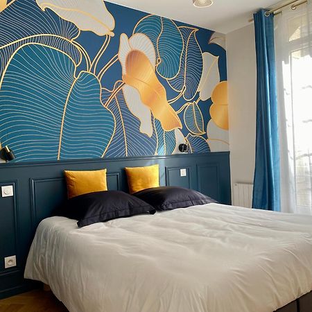 Appartement Apollinaire Au Coeur De Lorient Bagian luar foto