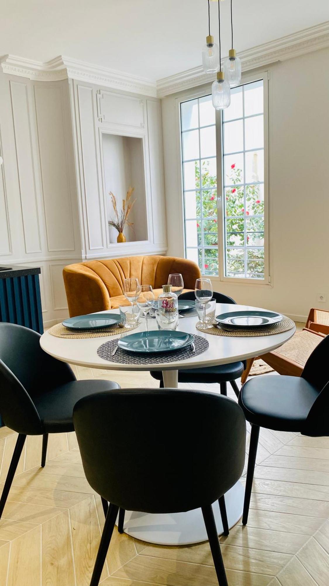 Appartement Apollinaire Au Coeur De Lorient Bagian luar foto